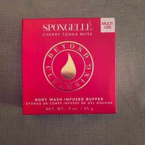 Spongelle Body Buffer in Cherry Tonka Musk